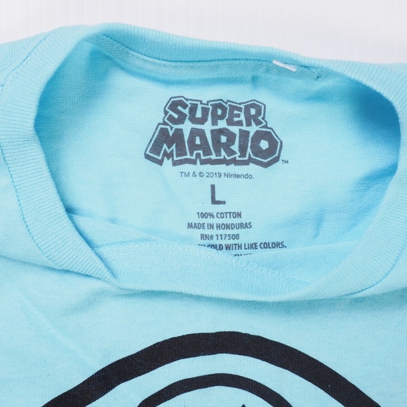 SUPER MARIO Nintendo T-Shirt  NWT - Picture 2 of 6